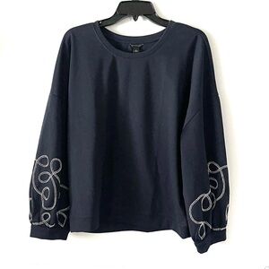 Crew neck with white detail